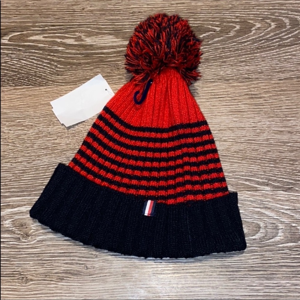 NWT Tommy Hilfiger Red Navy Beanie